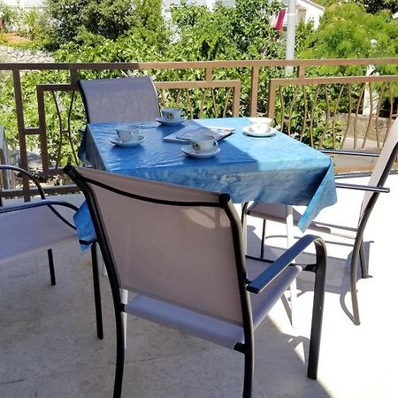 Apartman Samardzic Krk Town Exterior foto